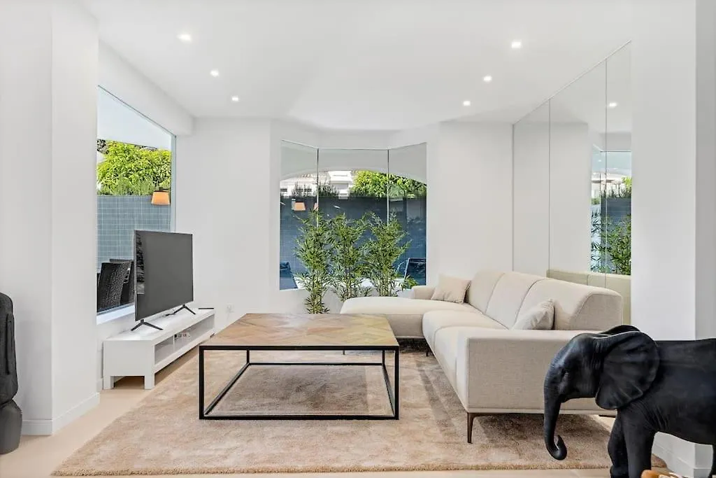 By Riva - Stylish 3 Bedroom Luxury Apartment In Los Naranjos De Marbella