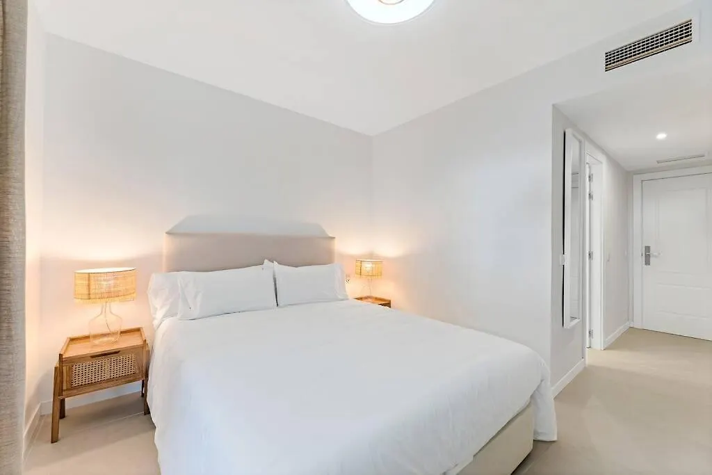 By Riva - Stylish 3 Bedroom Luxury Apartment In Los Naranjos De Marbella
