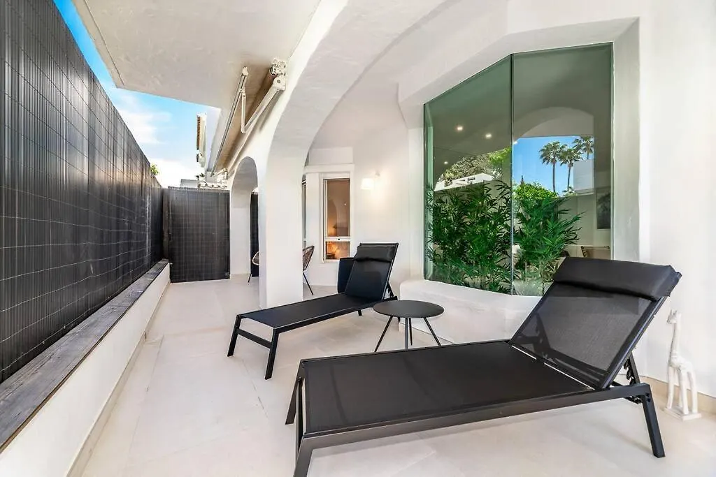 By Riva - Stylish 3 Bedroom Luxury Apartment In Los Naranjos De Marbella