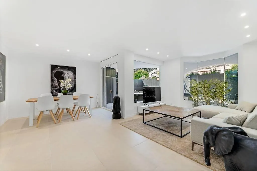 By Riva - Stylish 3 Bedroom Luxury Apartment In Los Naranjos De Marbella Spain
