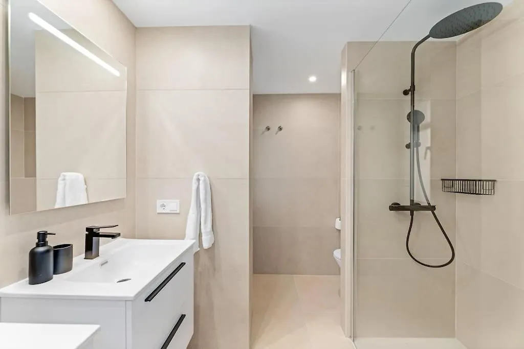 By Riva - Stylish 3 Bedroom Luxury Apartment In Los Naranjos De Marbella